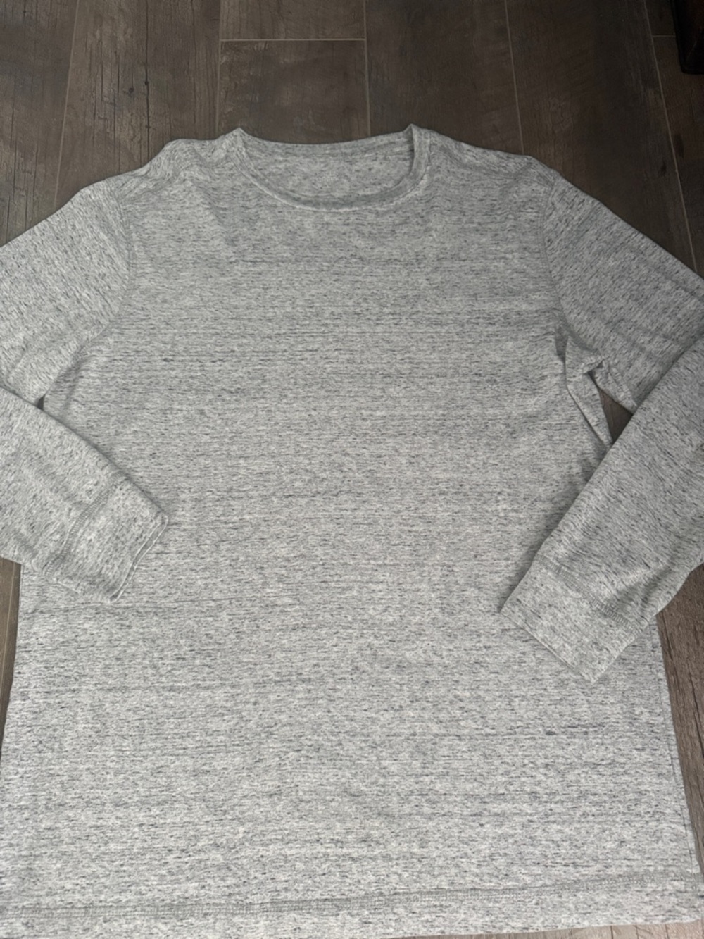 Falls Creek Men's Light Heather Gray Long-Sleeve Crewneck